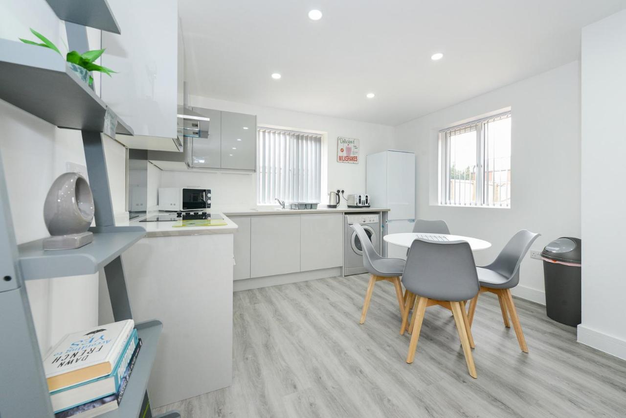 Adbolton House Apartments - Sleek, Stylish, Brand New & Low Carbon Nottingham Buitenkant foto