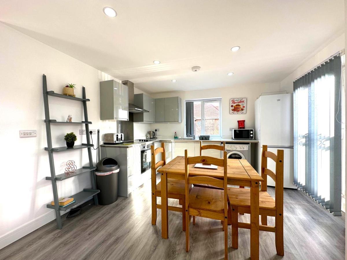 Adbolton House Apartments - Sleek, Stylish, Brand New & Low Carbon Nottingham Buitenkant foto